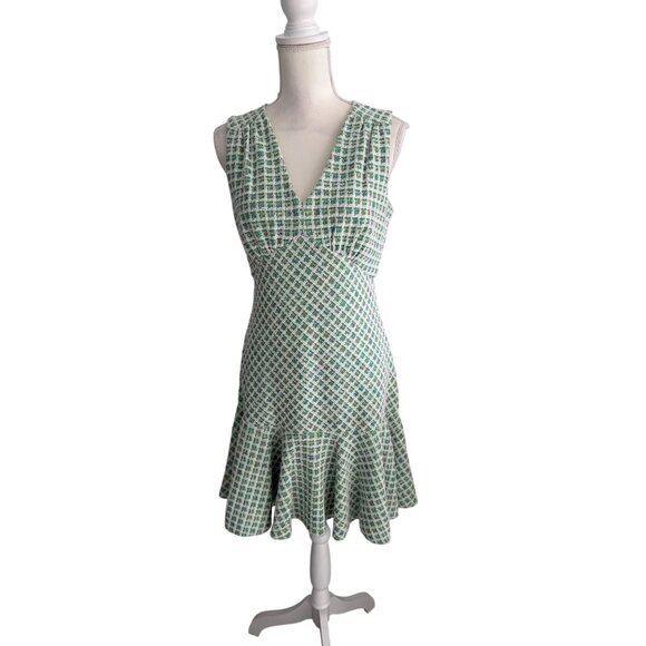 TAYLOR Green Boucle Stretch Drop Waist Ruffle Dress Size 8 - Picture 4 of 13